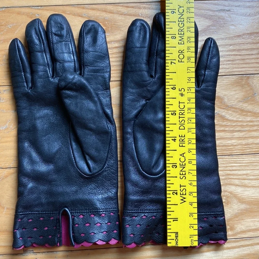 Genuine Leather Notched Black and Fuchsia Hot Pink Ladies Gloves